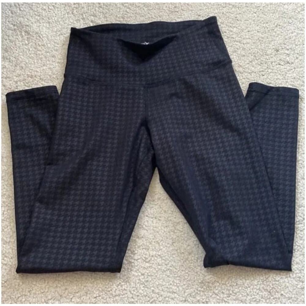 Old Navy Active Women's Leggings Cropped Black Go Dry Size Small